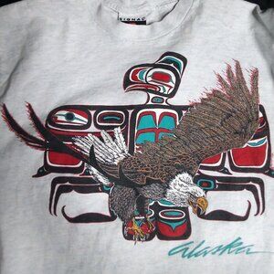 Vintage Alaska Bald Eagle First Nation Totem Art T-Shirt